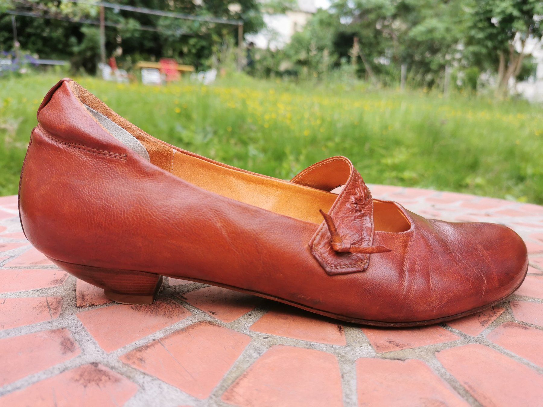 Think Chaussures femmes: Leder-Halbschuh von Think! – D'occasion à Luzern par buypie 2