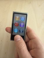 Apple iPod Nano 7. Generation 16 GB Silber guter Zustand