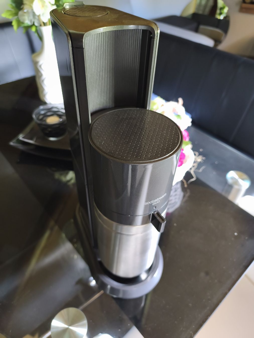 Sodastream Elettrodomestici da cucina: SodaStream DUO Wassersprudlerl  – Usato da Konolfingen venduto da Bio-suisse 9