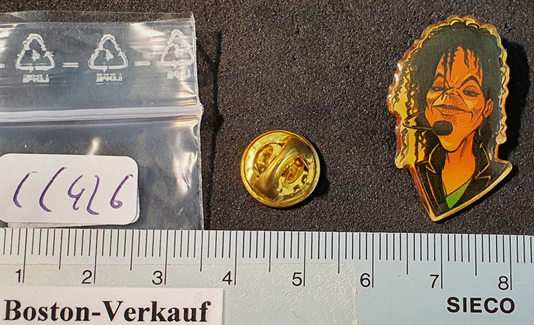 Placchette & Badge: CC426 - Pin Michael Jackson – Usato da Reinach BL venduto da Boston-Verkauf 1