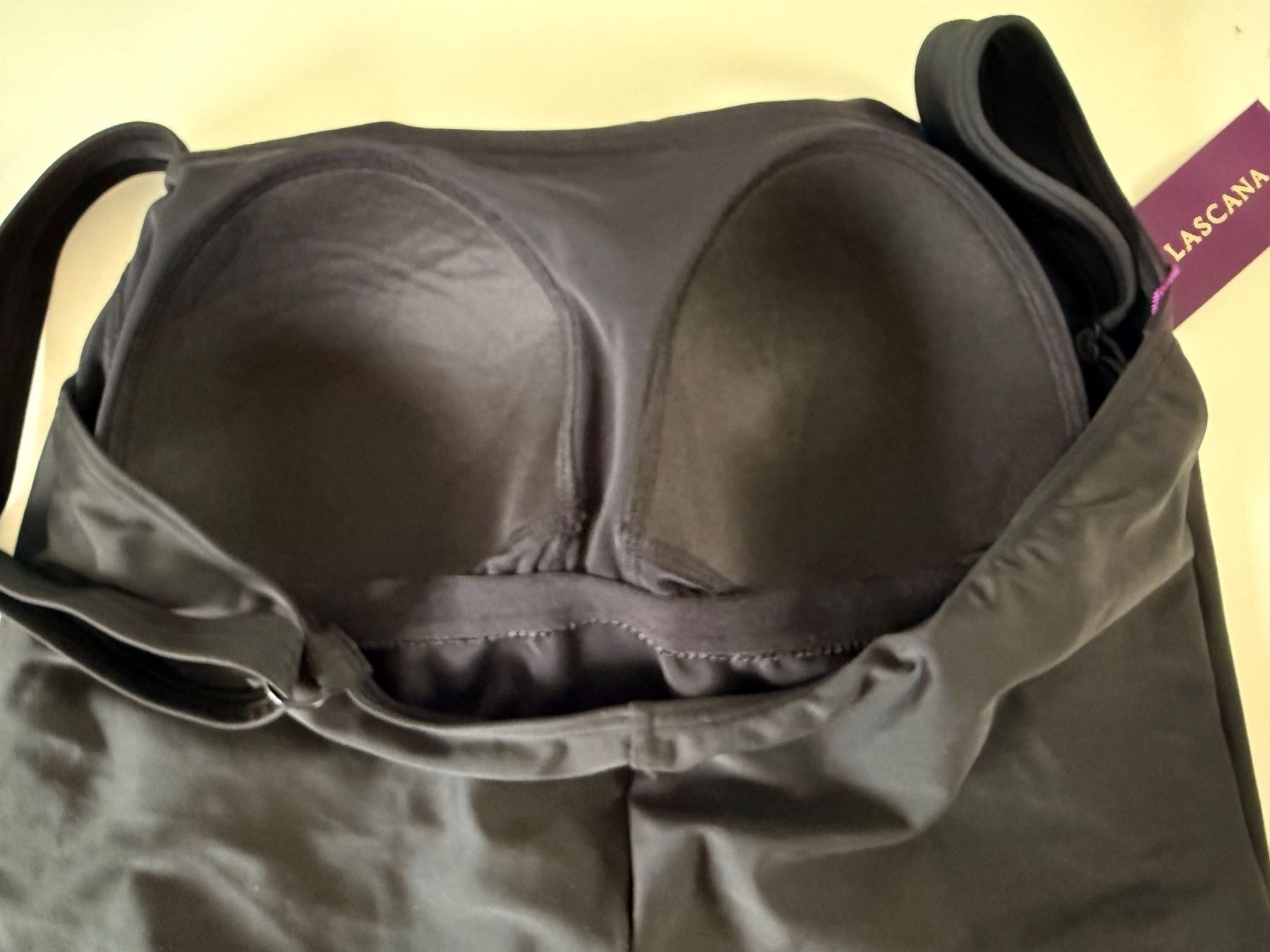 Lascana Costumi da bagno & Bikini: LASCANA, Badekleid, Grösse 48B, Farbe Schwarz – Nuovo e nell'imballaggio originale da Rudolfstetten venduto da gst_g7xl 6