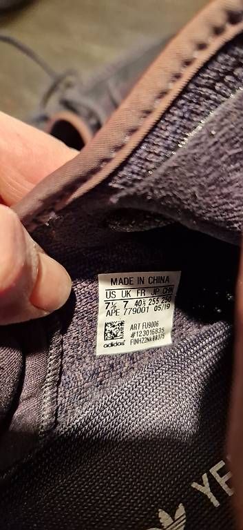 Scarpe da uomo: ADIDAS YEEZY – Usato da Gentilino venduto da pet_p7fg 1