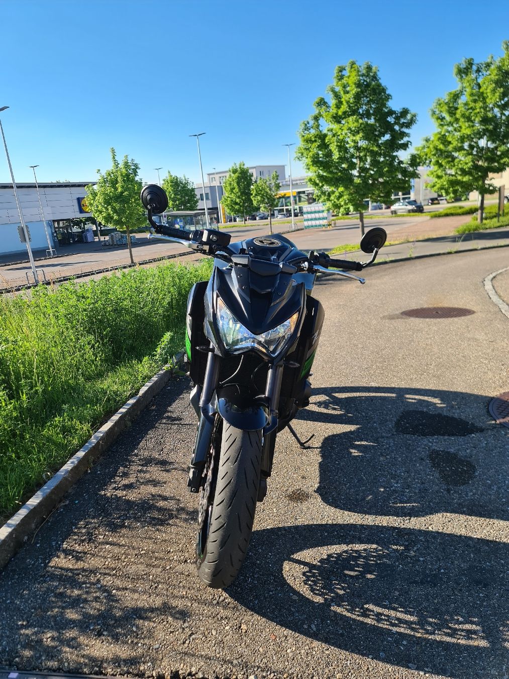 Kawasaki Strada: Kawasaki Z800 ABS, ab Servive, 83KW – Usato da Bottighofen venduto da syogar 1