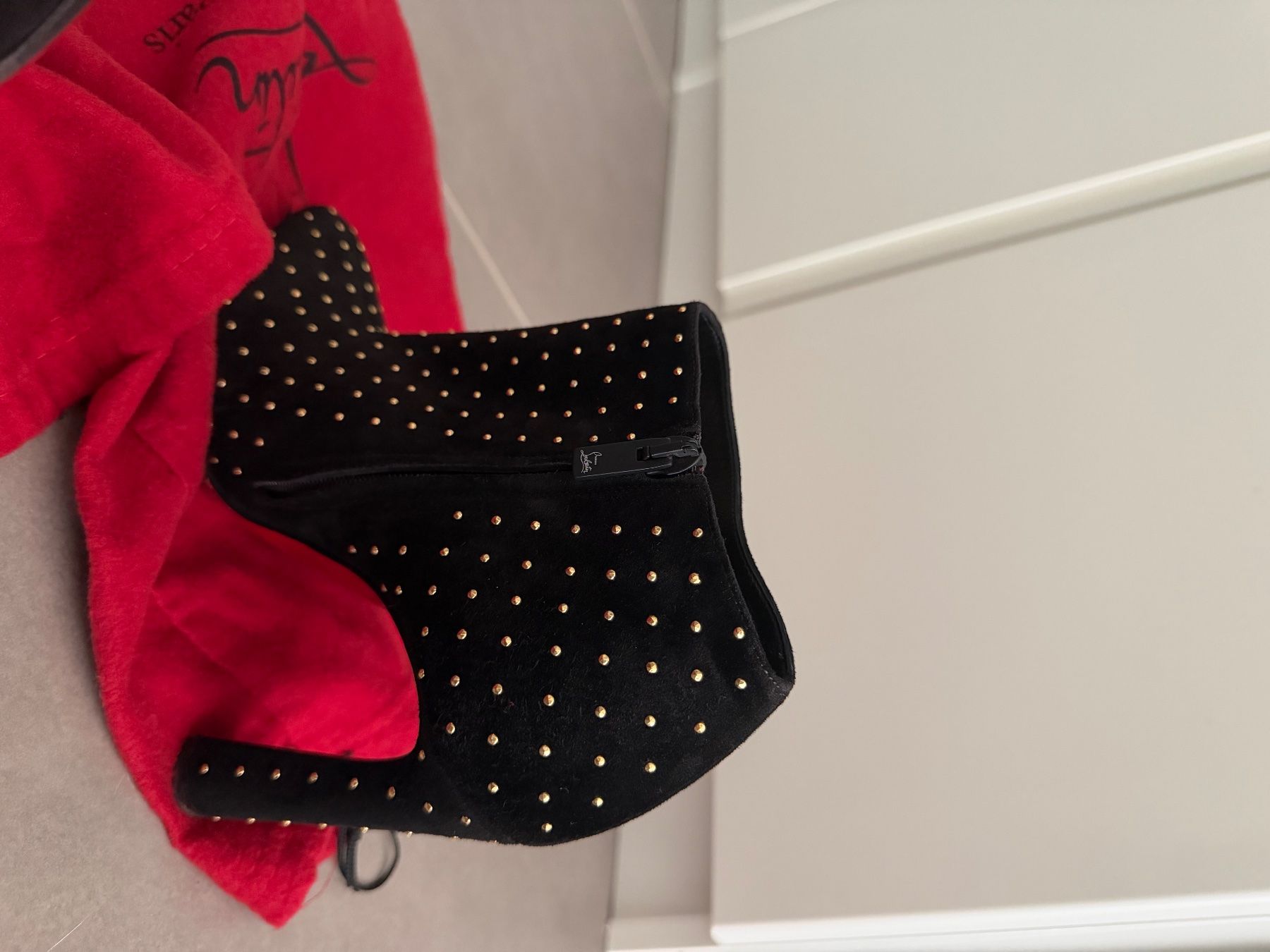 Christian Louboutin Scarpe da donna: Louboutin stivaletto – Usato da Gentilino venduto da shoes_jvs6 1