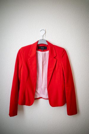 Roter Blazer von Vero Moda, Größe 36, wenig getragen
