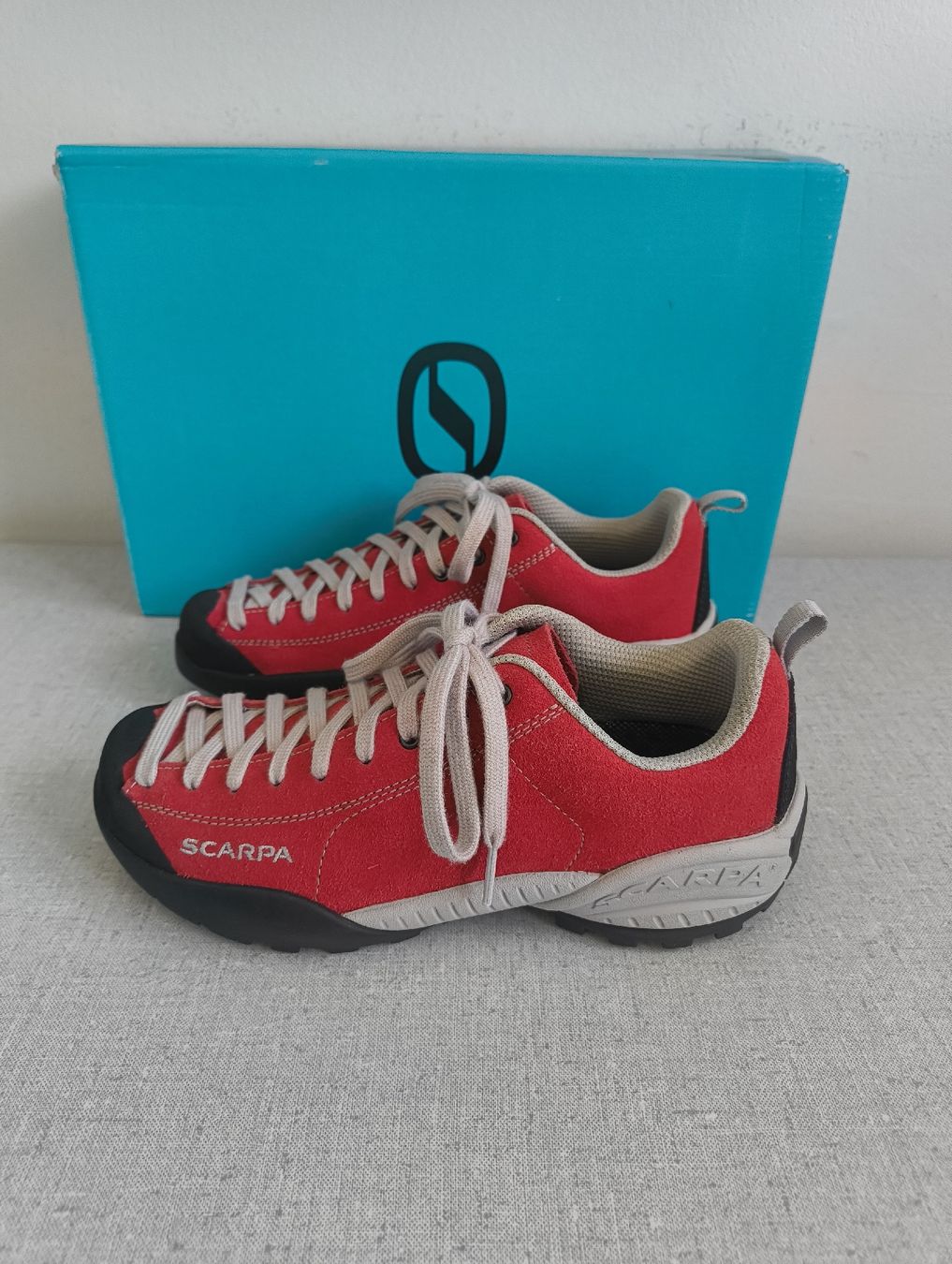 Scarpa Herrenschuhe: Scarpa Mojito Wanderschuhe Rot Grösse 36 Neu – Neu und originalverpackt aus Uitikon Waldegg von PJLS1 2