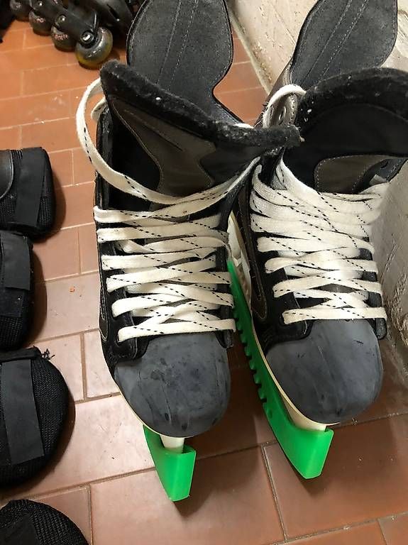 Pattini da ghiaccio: Pattini Hockey  – Usato da Morbio Inferiore venduto da dmi_2xll 3