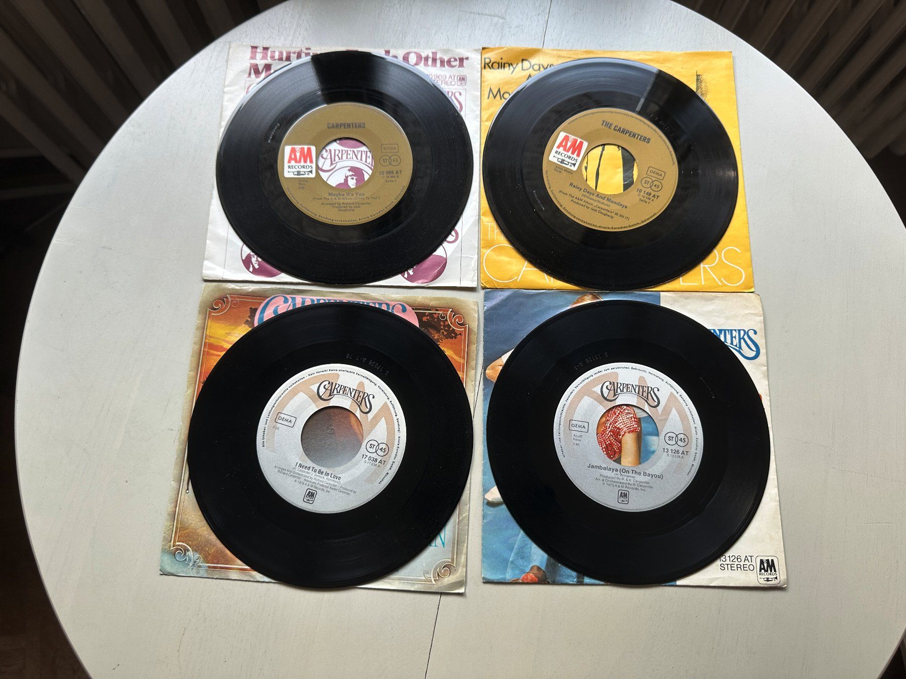 Schallplatten: CARPENTERS tolle Single Sammlung Please Mr. Postman Beatles – Gebraucht aus Basel von Partridge 2