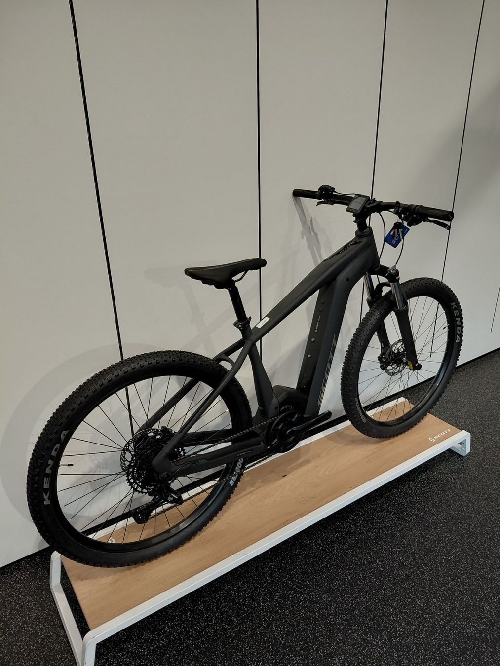 Scott Vélos: Scott Aspect eRide 920 2024 – Neuf avec emballage d'origine à Klosters par mie_9vjk 1