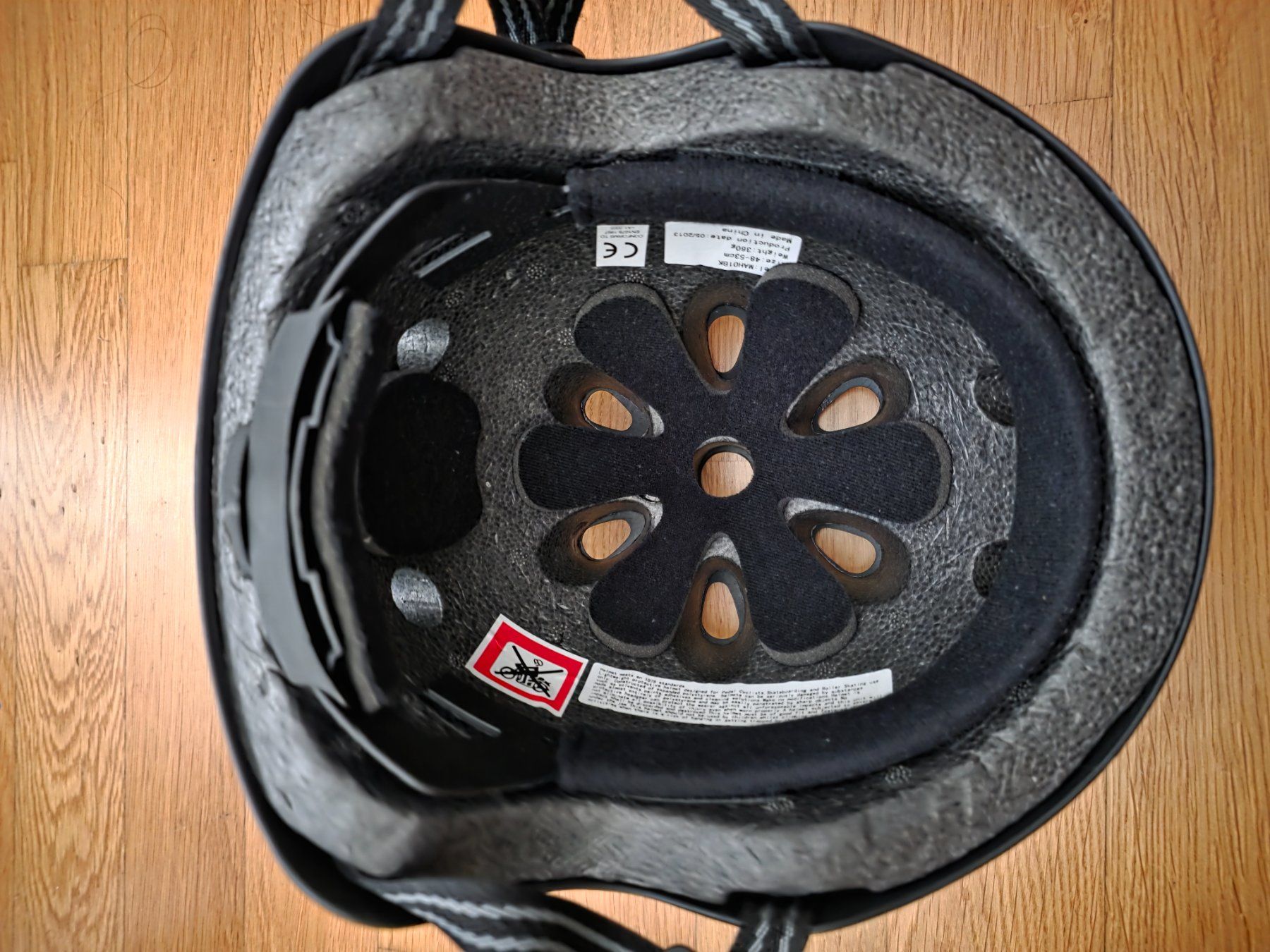 Micro Helme: Micro Kinderhelm / Velohelm / Helm – Gebraucht aus Zürich von jabo22 2