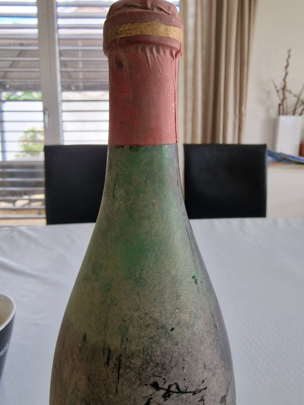 Vino: Pommard, Jhg.1933 - Louis Latour – Nuovo (secondo la descrizione) da Wildberg venduto da mantas07 1