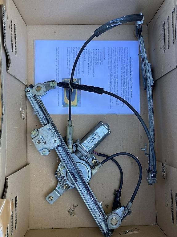 Tutti pezzi di ricambio auto: Fiat Barchetta – Usato da Uster venduto da mjs_85dw