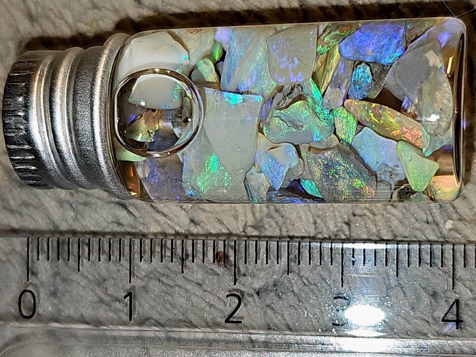 Pietre preziose: Natürliche australische Opal Splitter in einer Flasche. – Nuovo e nell'imballaggio originale da Uerkheim venduto da Winwinner 4