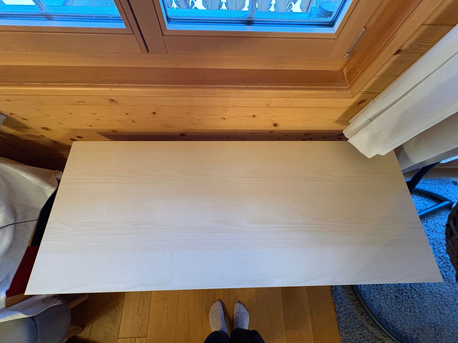 Scrivanie: Bureau pratique et solide avec rangement – Usato da Les Mosses venduto da emi_q88v 3
