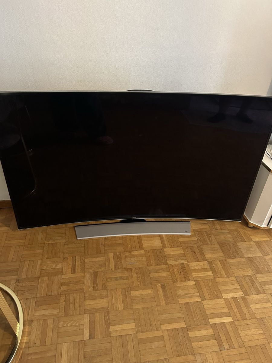Samsung Fernseher: Fernseher – Defekt aus Embrach von gul_xcy7