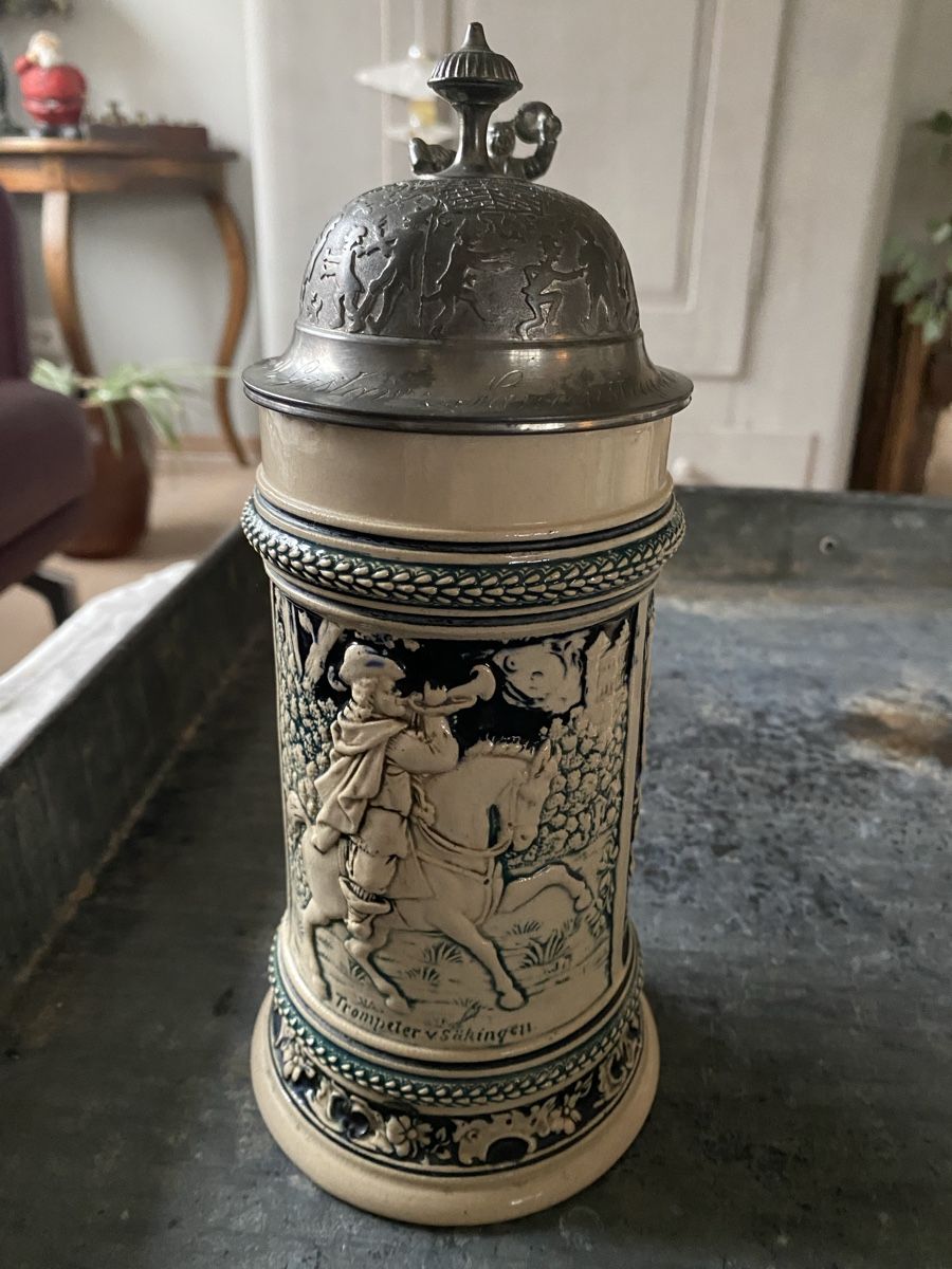 Bicchieri: Antiker Bierkrüge mit Zinndeckel, – Usato da Embrach venduto da bea_8424 5