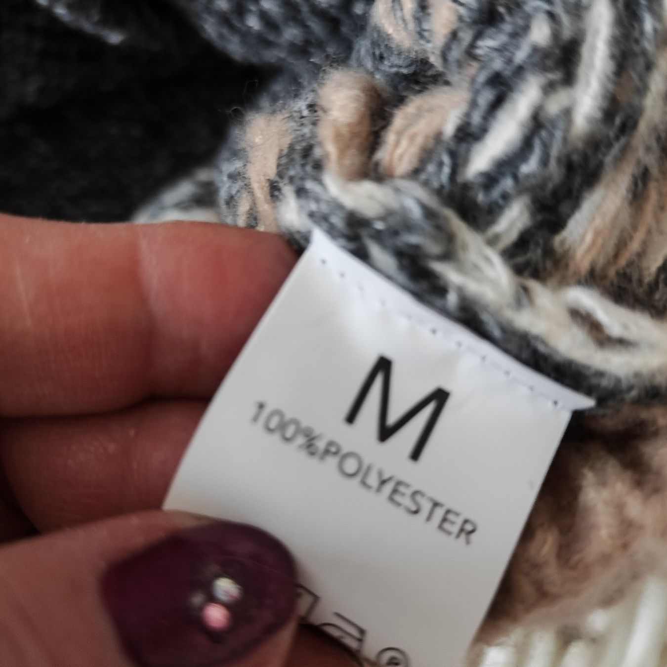 Pulls & Sweat-shirts: Damen Pulli Gr M – Neuf avec emballage d'origine à Langnau am Albis par Judithsebi 2