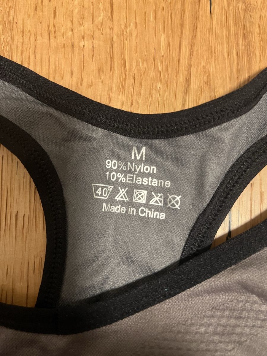 Sonstige Unterwäsche: Sport BH Set – Gebraucht aus Birrhard von xvsaravx. 1