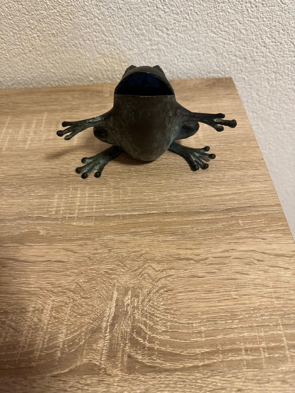 Statuette: Frosch aus Bronze – Nuovo (secondo la descrizione) da Zürich venduto da TG014