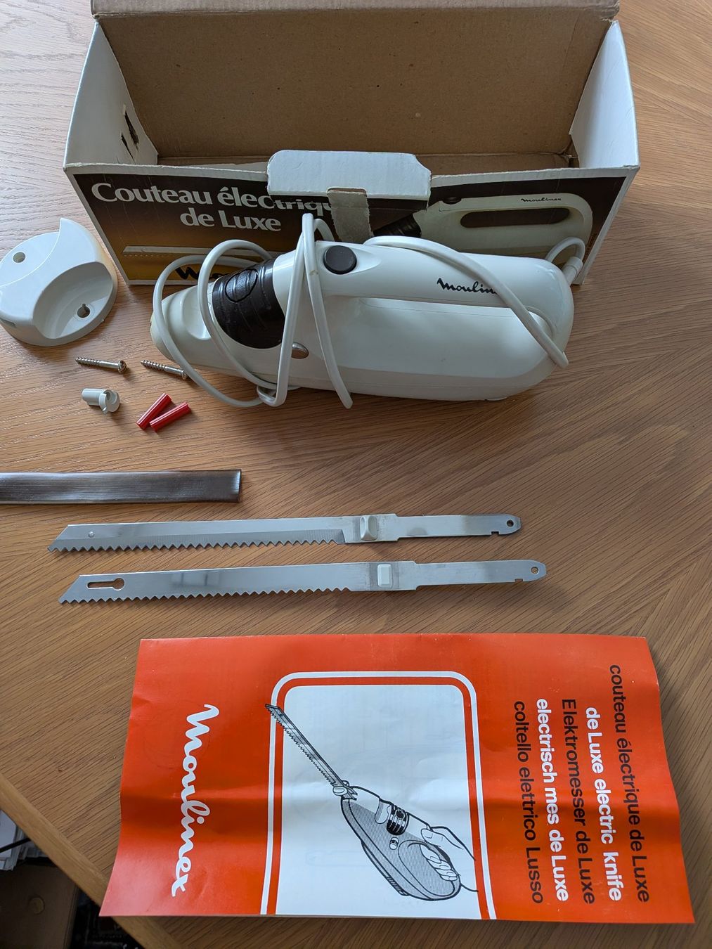 Küchengeräte: Elektro Messer de Luxe – Neu (gemäss Beschreibung) aus Wädenswil von Mamacita60