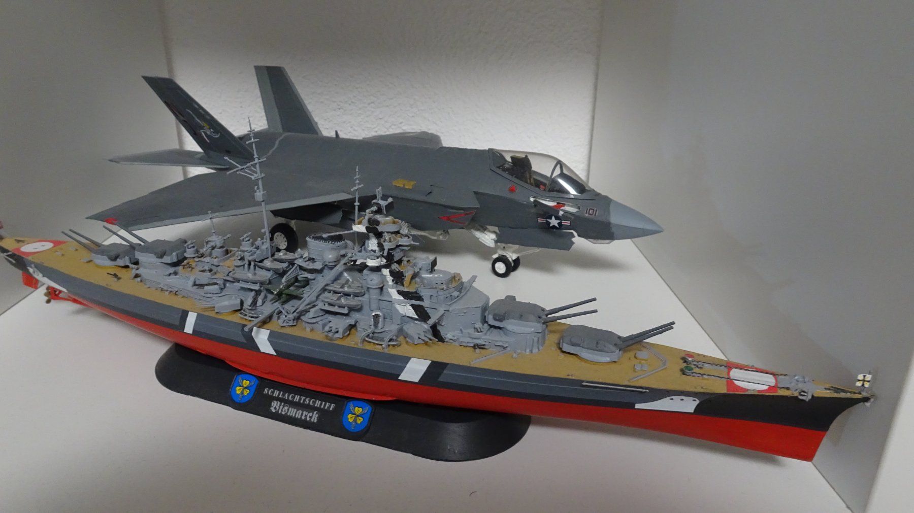 Kits de montage: Plastikmodellbau – D'occasion à Buchrain par split67 3