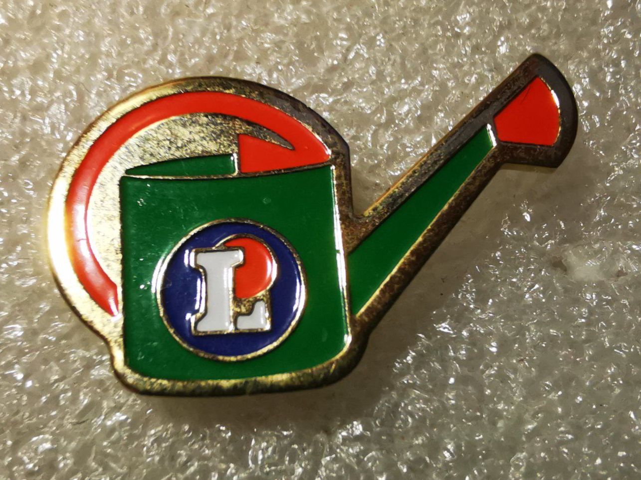 Placchette & Badge: Ansteckpin 14: Leclerc – Usato da Oppligen venduto da Pin-Fall-Shop