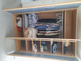 Schrank mit Spiegel, Buchedekor, ca. B250cm, guter Zustand