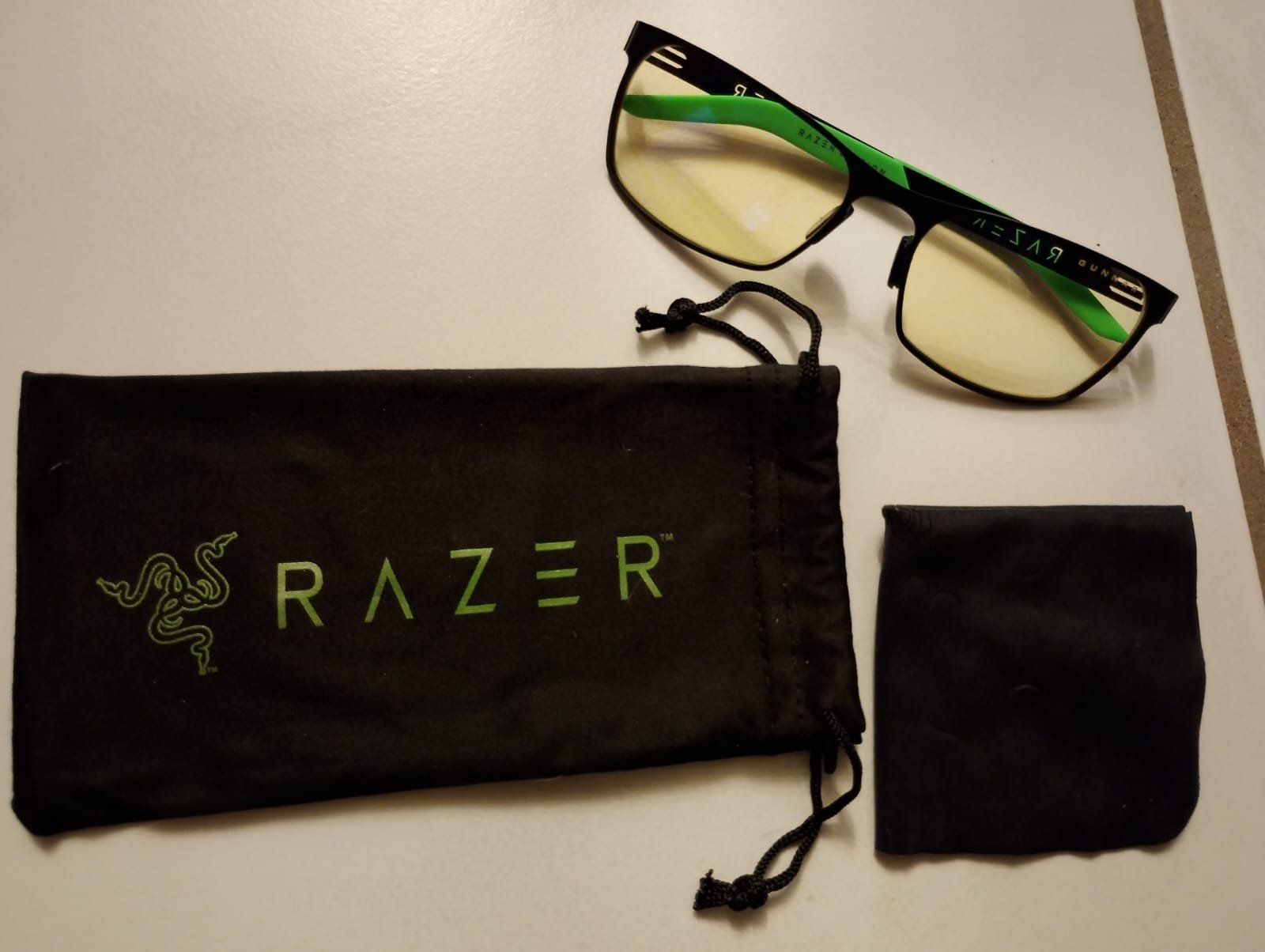 Razer Occhiali & Lenti: Blaulichtbrille/Computerbrille von Razer – Usato da Ehrendingen venduto da 2Guagua2