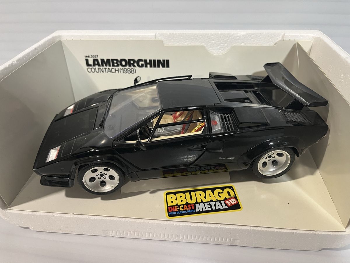 Bburago Modellini d'auto: Burago Lamborghini Countach 1988 schwarz Modellauto 1:18 – Usato da Schwaderloch venduto da Kuffer90