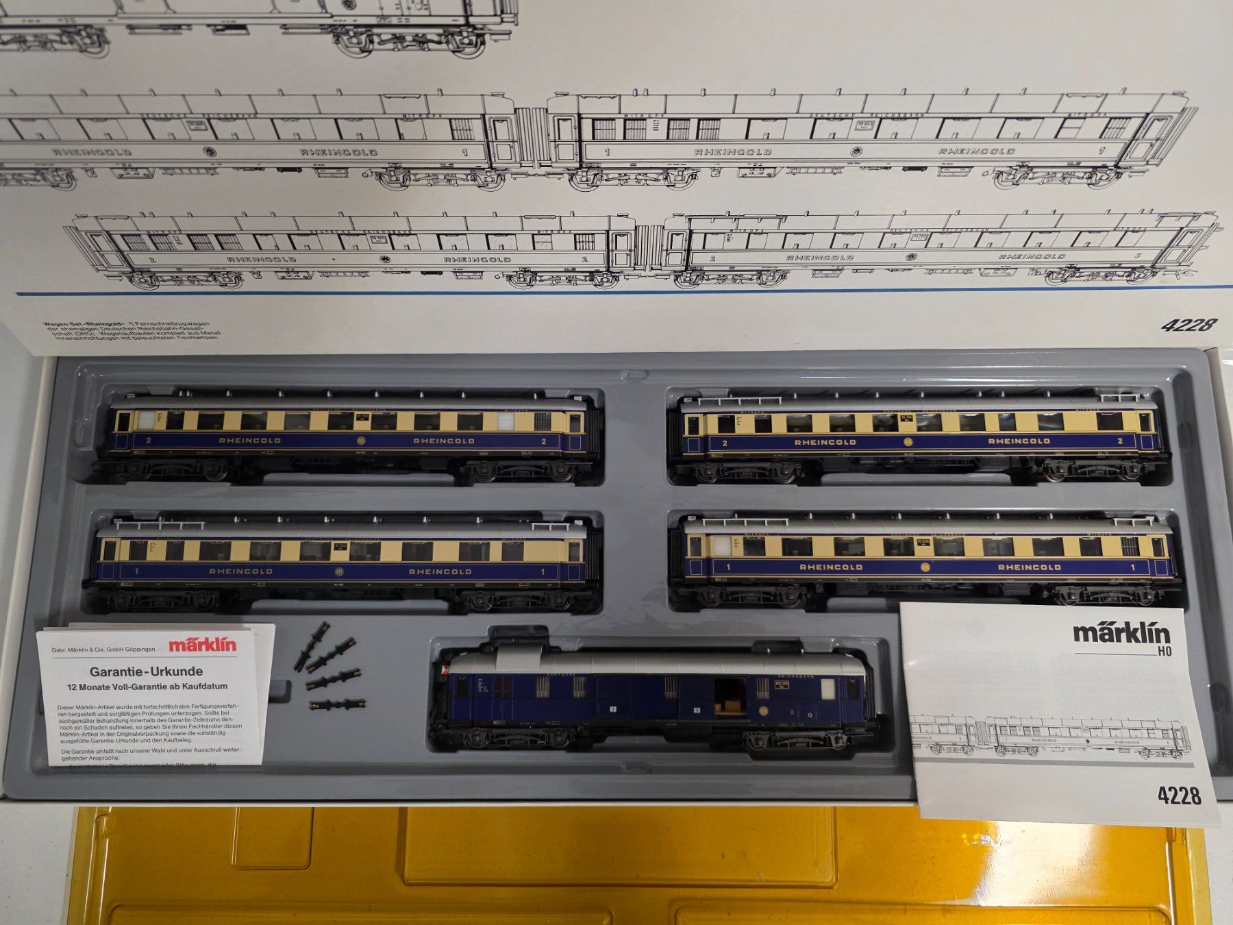 Märklin Modelleisenbahnen: Märklin: 4228, Wagen-Set "Rheingold" – Neu (gemäss Beschreibung) aus bassecourt von biagio101 1