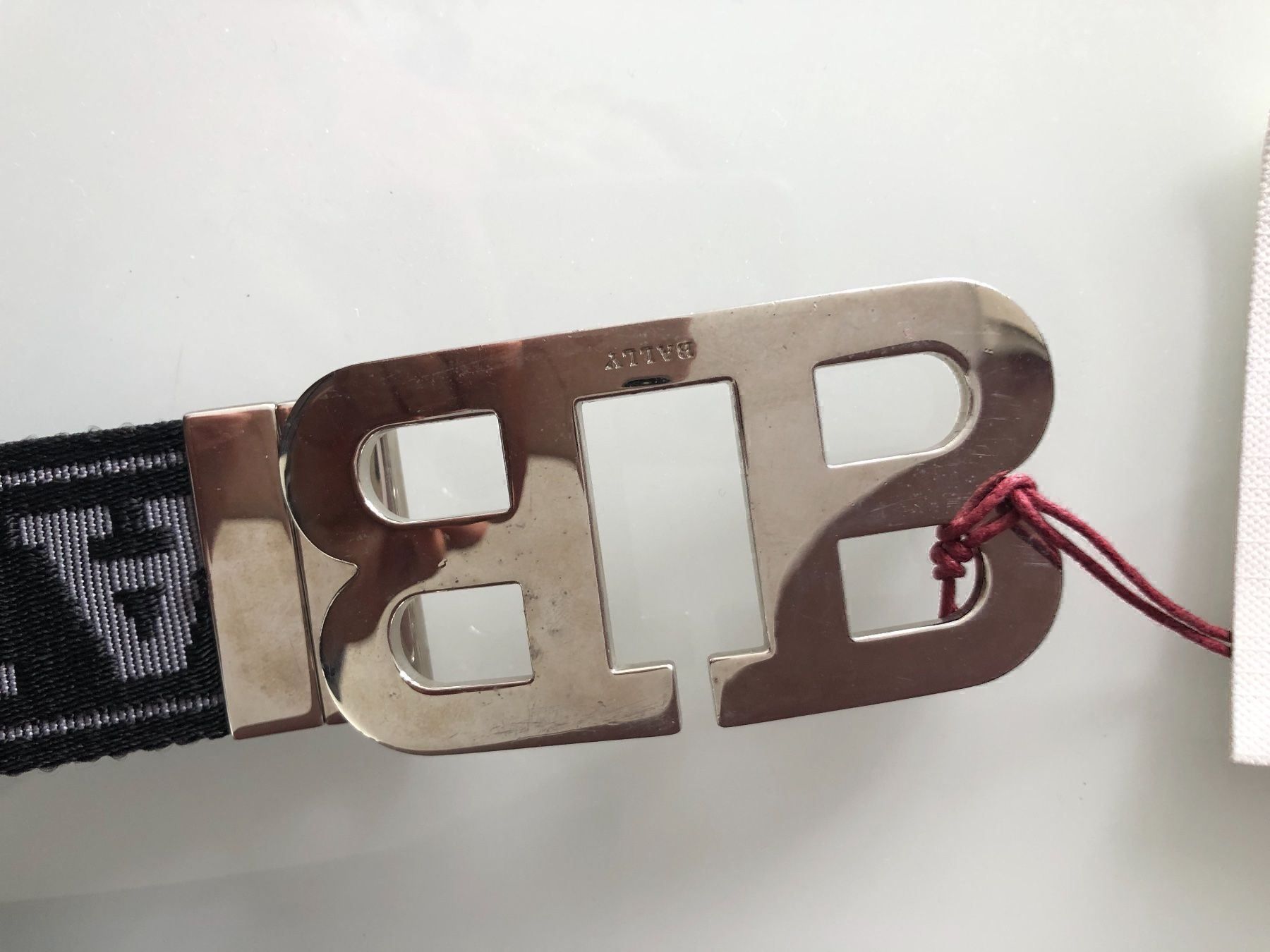 Bally Cinture: Bally Mirror B Buckle Reversible Belt 80 – Nuovo e nell'imballaggio originale da Volketswil venduto da praxis12 4