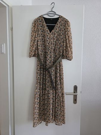 Next Kleid, Gr. 36, Blumenmuster, neuwertig