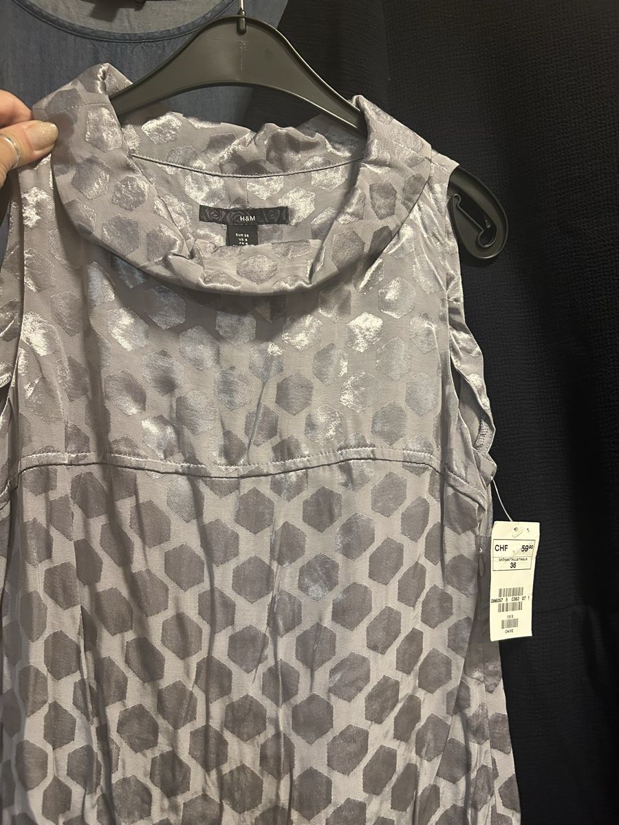 Kleiderpakete: 3x Kleid – Neu (gemäss Beschreibung) aus Wynau von eclub 3