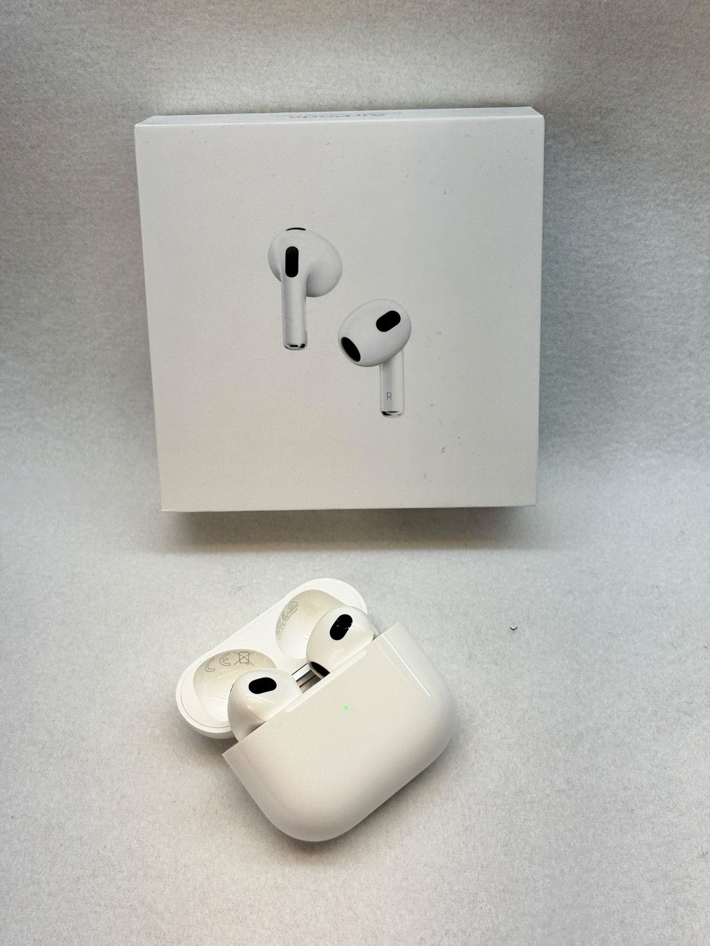Apple Casques audio: Apple AirPods 3 – D'occasion à Schlatt TG par Heyhey 2