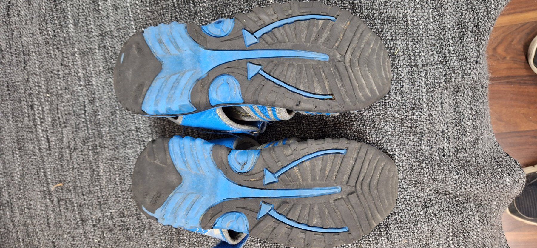 Scarpe per ragazzi: Sandalen, Gr. 32 – Usato da St. Gallen venduto da Paeddy150 1