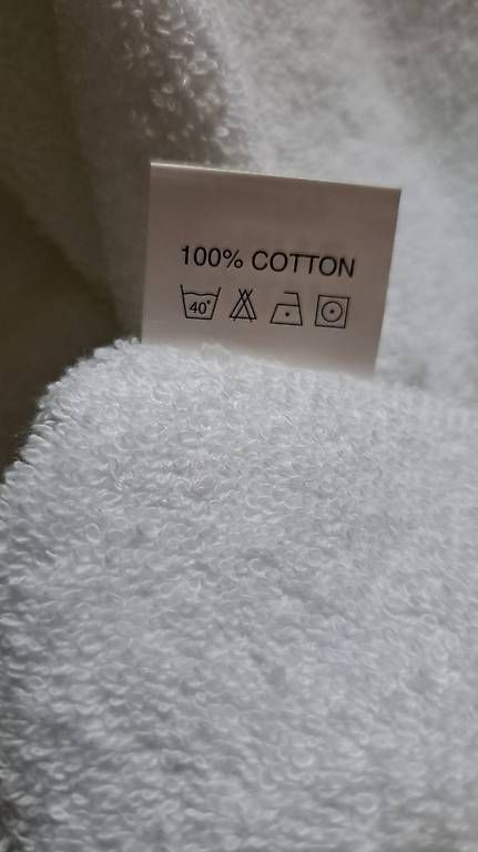 Teli da bagno: Badetuch weiss gross – Usato da Märwil venduto da SchmidC14 2