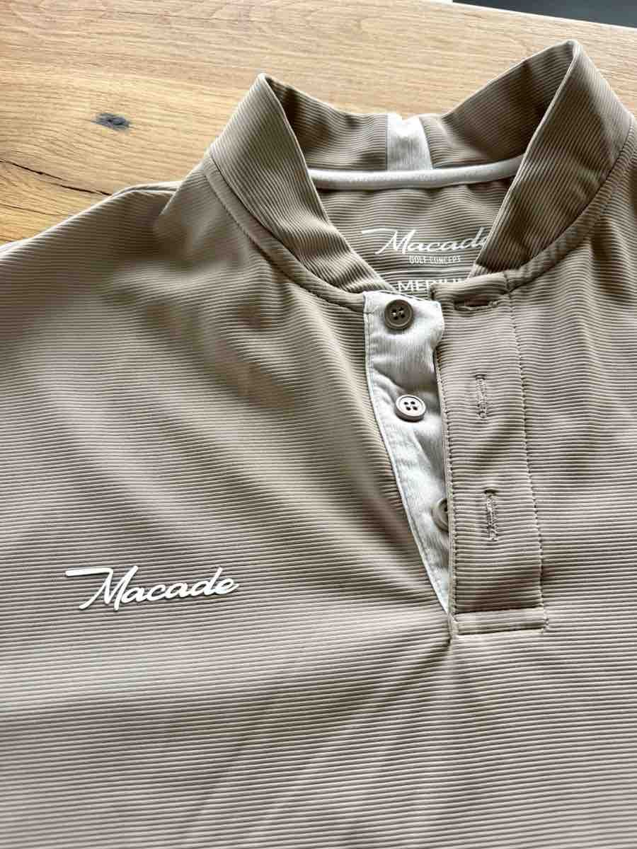 T-shirts: Macade Golf Gr. Medium Set 3 Shirts – Neuf (Voir description) à Evilard par bille71 1