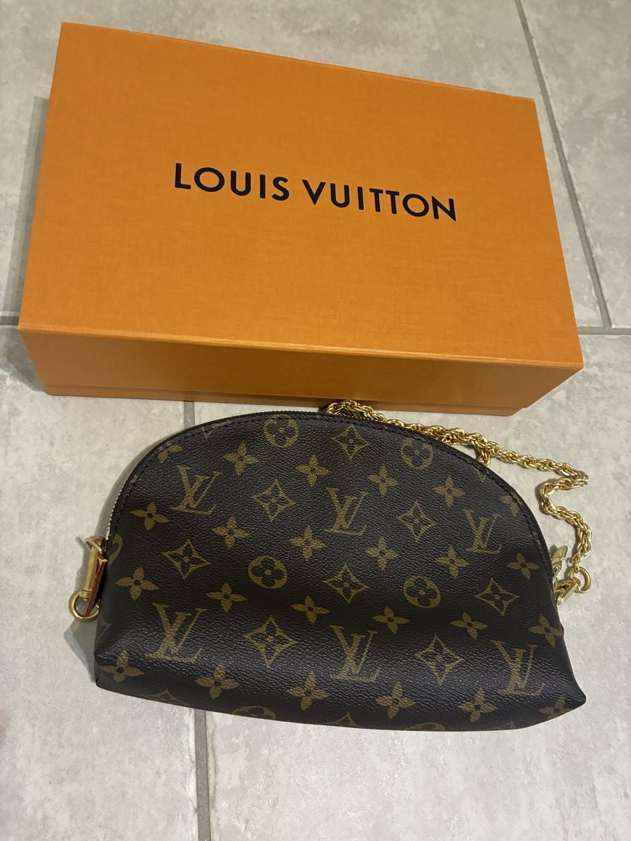 Louis Vuitton Taschen: Louis Vuitton Pochette Monogram Canvas Top Zustand – Gebraucht aus Wallisellen von nici038