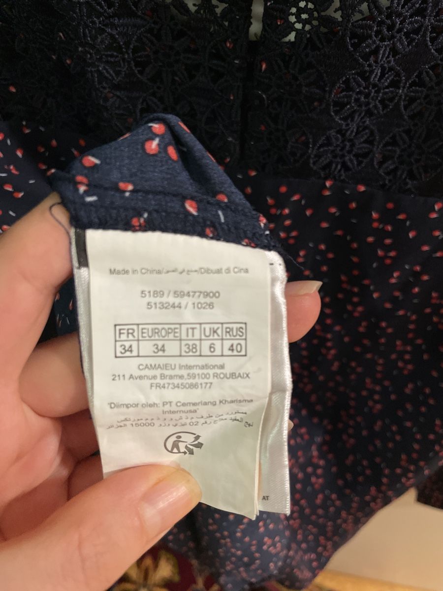 Camicette: Camaieu Blouse, size 34, lace details, great condition – Usato da Neuchatel venduto da shi_9fzw 2