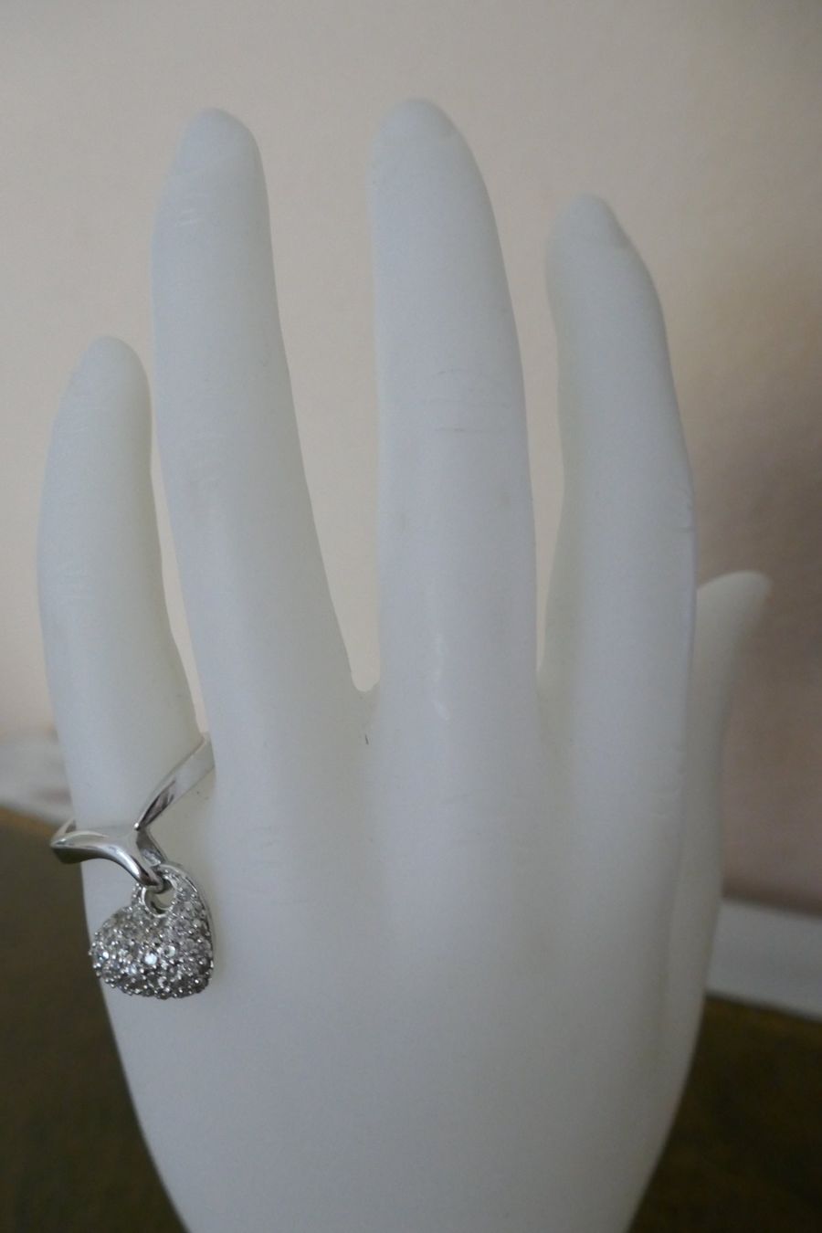 Ringe: Silberring mit beweglichem Herz-Anhänger – Gebraucht aus Muttenz von einfach-schoen 2