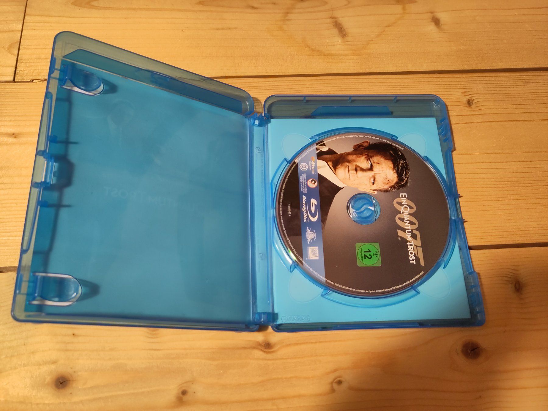 Tutti i DVDs: James Bond 007 - Ein Quantum Trost – Usato da Wasterkingen venduto da Palu17 1