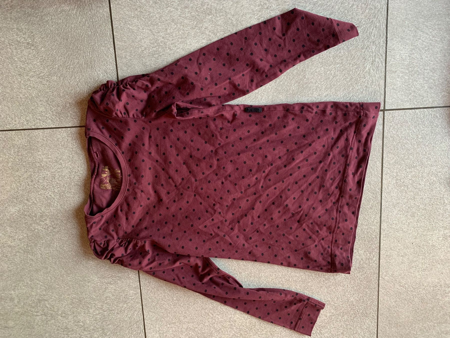 C&A Kleiderpakete & -sets: Lot -  Langarmshirt + hose  gr. 134 – Gebraucht aus Arbedo von nadia1973 3