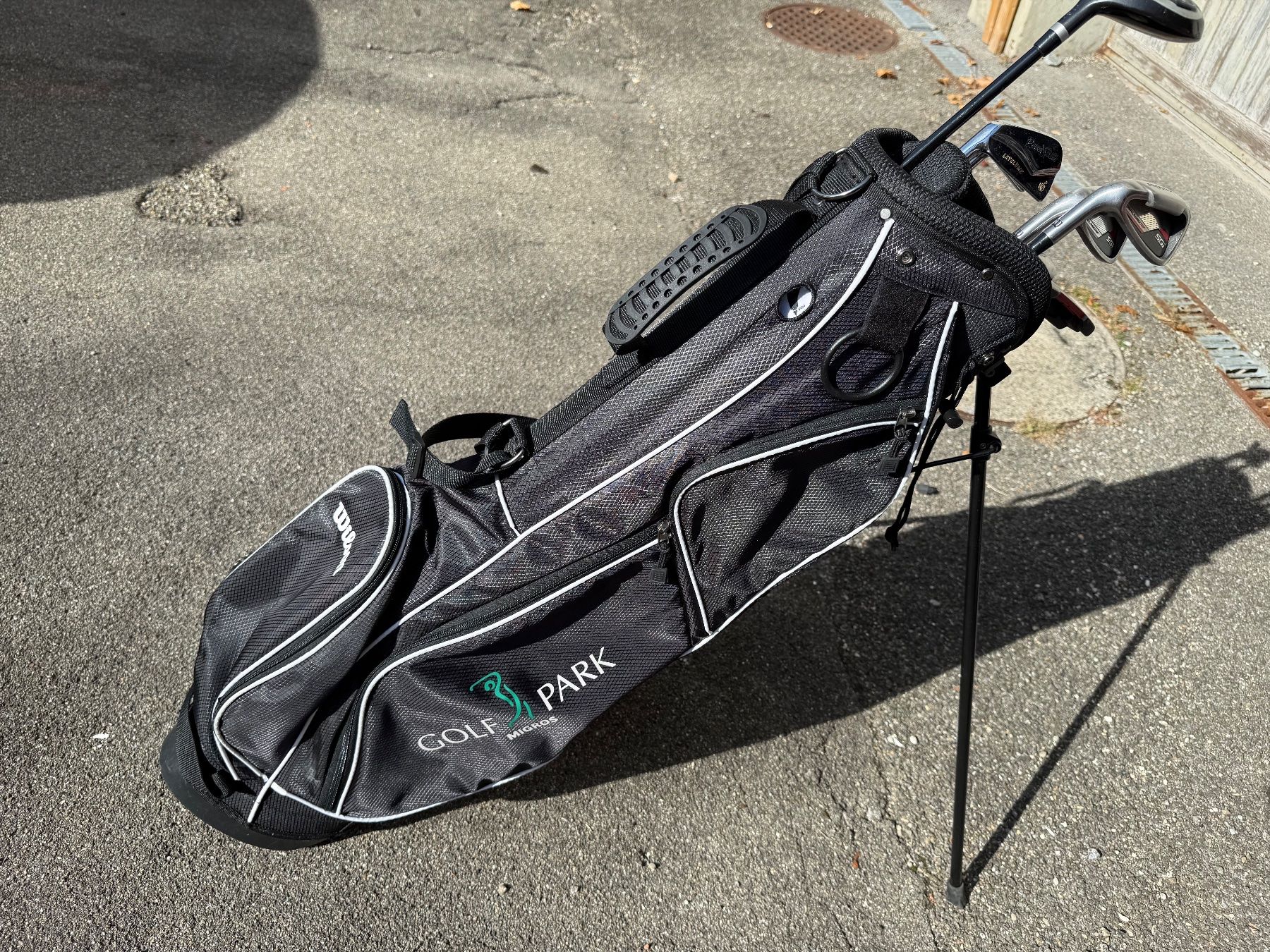 Wilson Mazze & Set: Wilson Golfset mit Tasche – Usato da Winterthur venduto da Hallihallo05 2