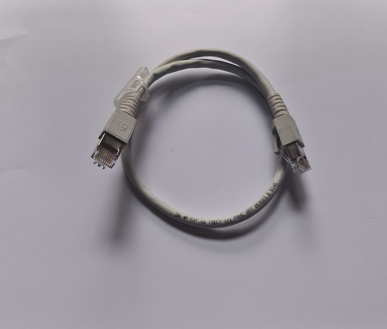 Kabel: Ethernet Kabel – Gebraucht aus zürich von R-N-J