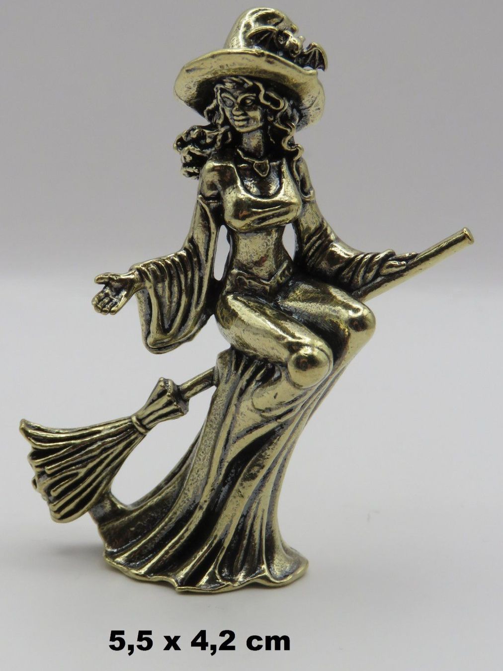 Figuren: HEXENFIGUR aus Messing - Dekoration - 5.5x4.2cm – Neu und originalverpackt aus Grenchen von Yamahwildstar16