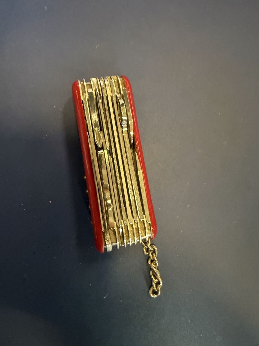 Wenger Coltelli tascabile: Wenger Taschenmesser rot gebraucht – Usato da Strengelbach venduto da RaenAntikDesign 7