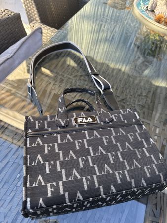Fila Umhängetasche Neu (S)