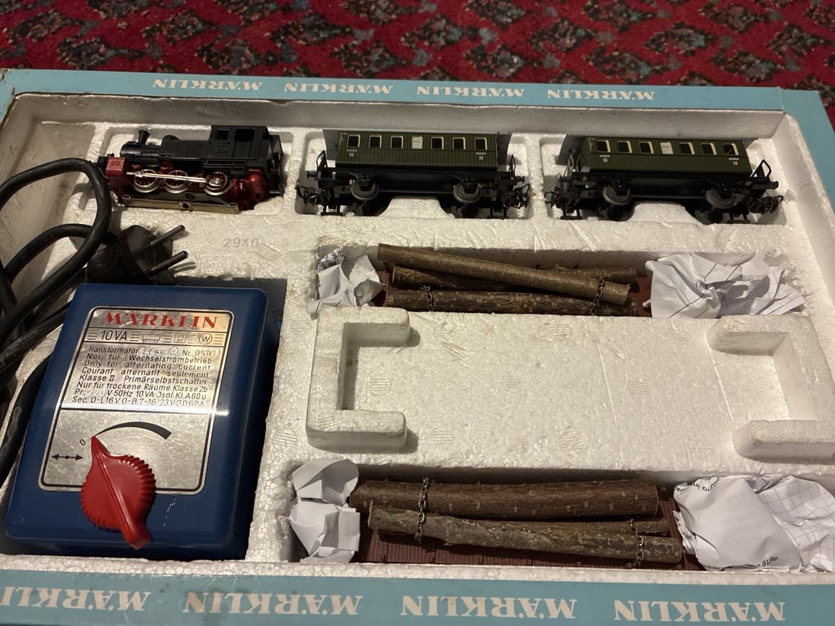 Märklin Modellini di ferrovie: Märklin Personenzug Starterset  – Usato da Luzern venduto da Anatomieprof 1