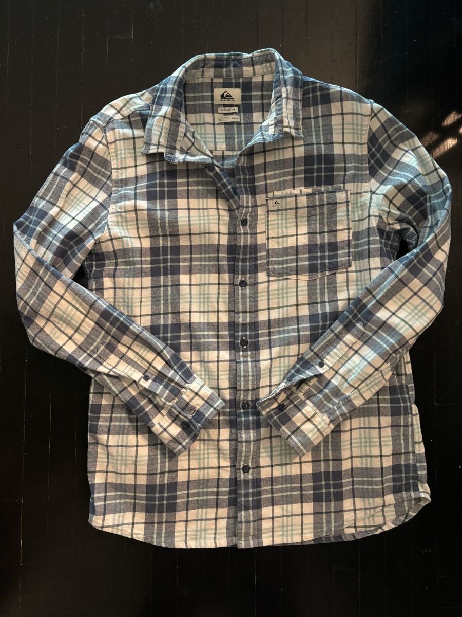 Quiksilver Hemden: Chemise flanelle Quiksilver – Gebraucht aus Echarlens von MitchDub