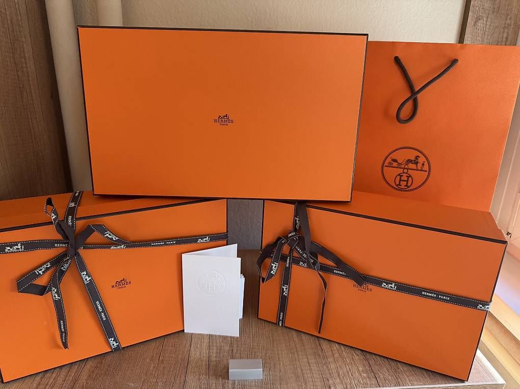 Borse: Originales Hermès Luxus-Boxen und Papiertaschen-Set – Usato da Emmetten venduto da kel_982x 1